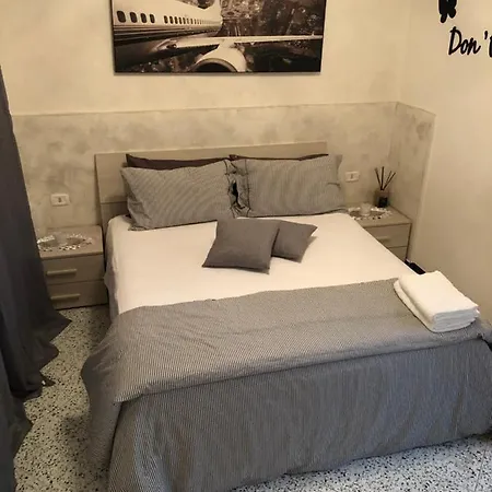 The Paradise House Apartment