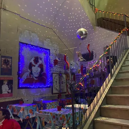 The Paradise House Apartment *